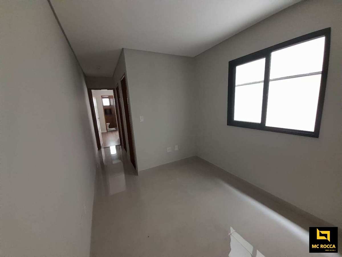 Apartamento s/ condomínio 2 dormitórios com quintal - Campestre - Santo André - MC ROCCA Negócios Imobiliários