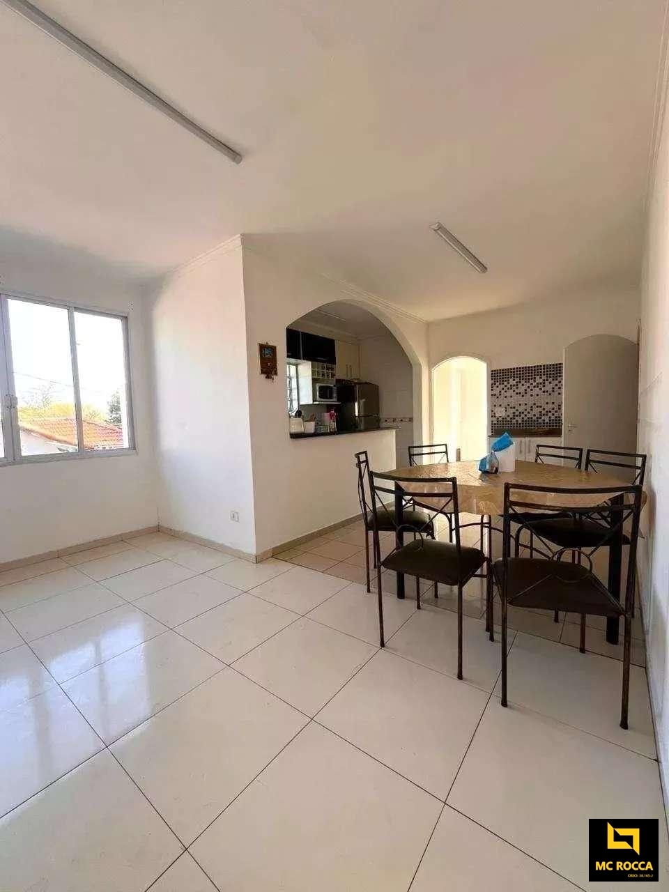 Casa térrea 4 dormitórios - Bairro Osvaldo Cruz - São Caetano do Sul - MC ROCCA Negócios Imobiliários