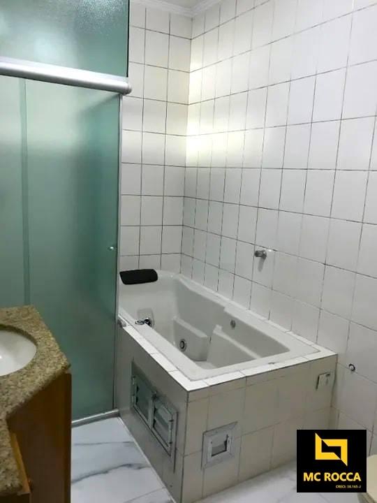 img09