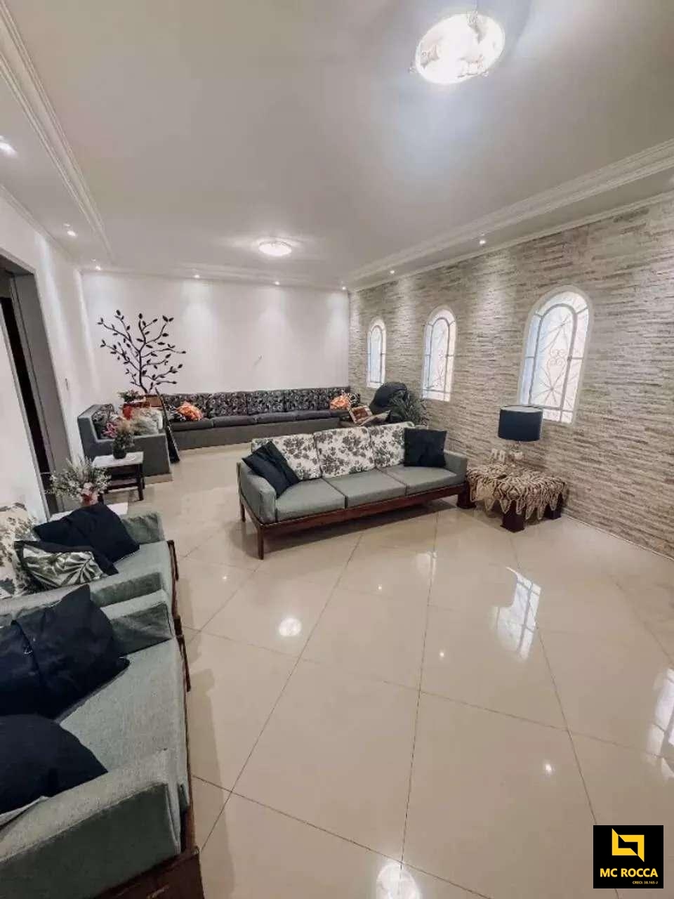 Sobrado à venda com 5 quartos, 220m² - Fundação,São Caetano do Sul