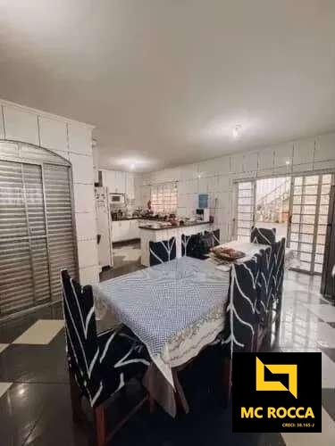 Sobrado 5 dormitórios - Bairro Fundação - São Caetano do Sul - MC ROCCA Negócios Imobiliários